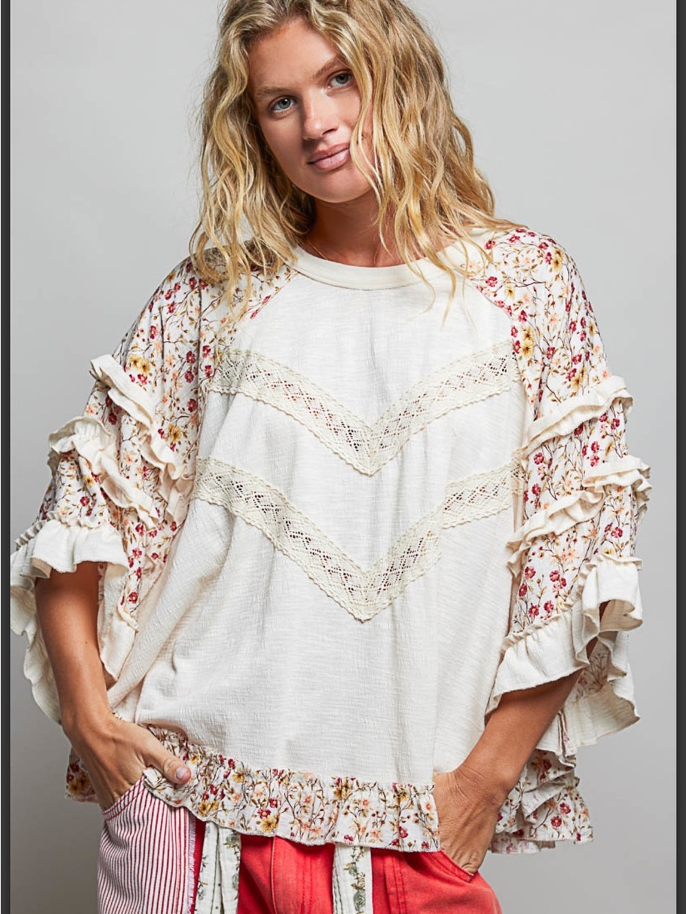 POL Boho Ruffle Floral Sleeve Ivory Top